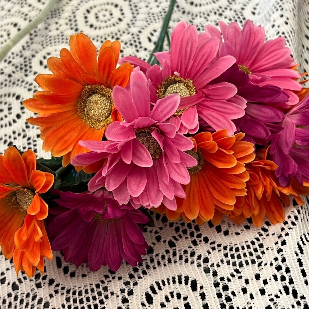 Faux Artificial Flower Large Lot | Gerber Daisies | *SEE NOTE | Colorful - Picture 9 of 12